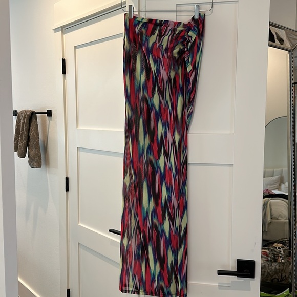 NWT Camila Coelho Serenity Maxi Skirt in Blue Hallucinogen - Picture 8 of 8